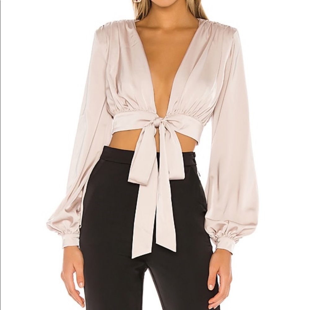 Revolve Top
